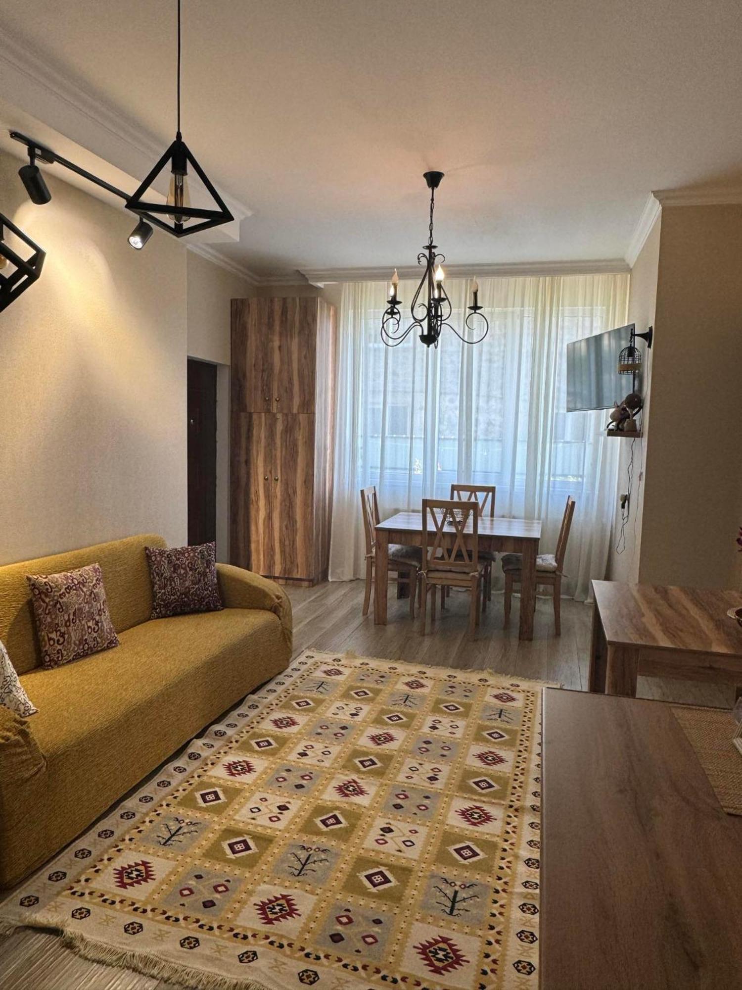 Baqari Inn Kazbegi Luaran gambar